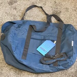 💖Narway blue duffle bag with black straps